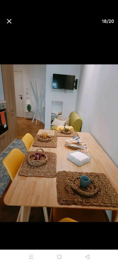 Casa Vacanze Monroe Palermo Bagian luar foto
